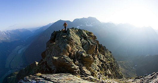 Wanderer auf dem Weg zum Gamskogel