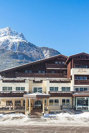 Aussenansicht Hotel Rita Winter