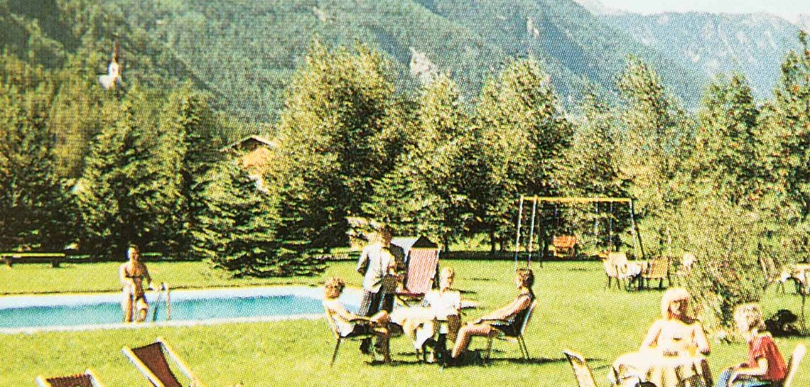 Garten mit Liegen