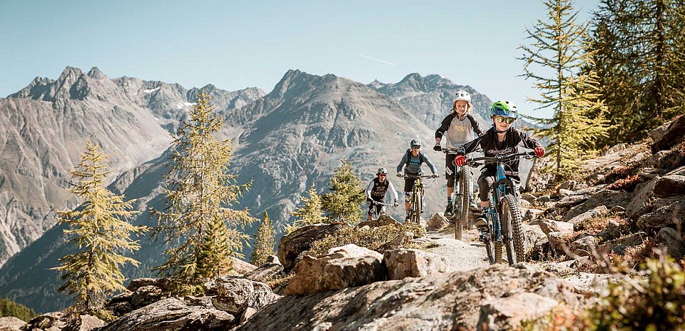 Mountainbiker im Gelände